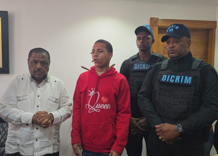 Se entrega acusado de matar a haitiano en Trasero de Maco; alega que actuó en defensa propia