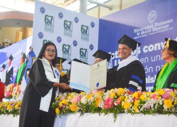 UASD gradúa 1,768 nuevos profesionales en la Región Norte