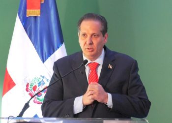 Ministro de Salud asegura apoyará investigación del caso Onco14 y destaca reducción del déficit de sangre en RD
