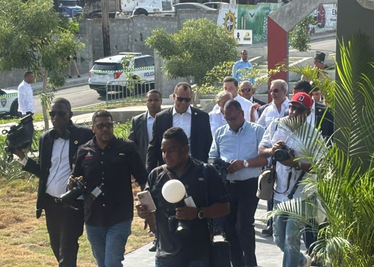 Llega el presidente Luis Abinader a Haina para inaugurar nuevo parque recreativo