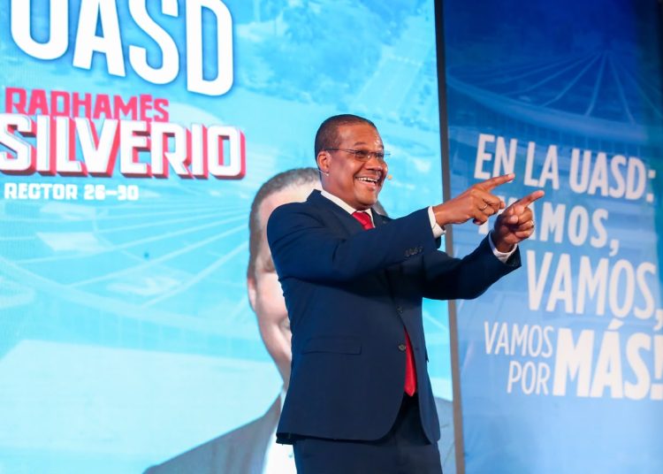 Radhamés Silverio cierra campaña con llamado a consolidar la transformación de la UASD