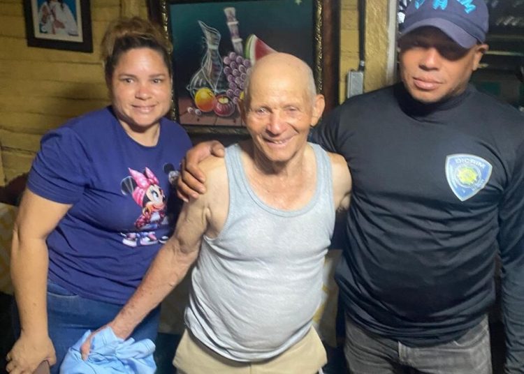 Policía Nacional localiza sano y salvo a adulto mayor reportado como desaparecido en Puerto Plata