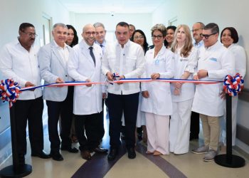 SNS inaugura primera unidad de cirugía intrauterina del país