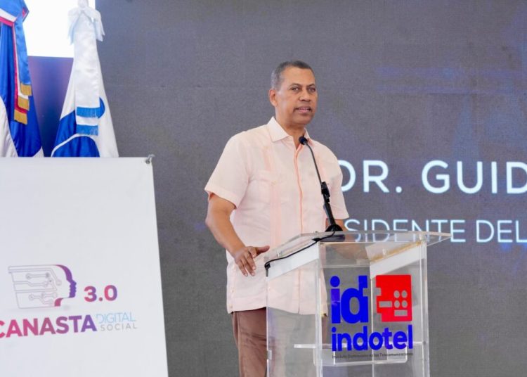 Indotel impacta a más de 500 residentes de Santo Domingo Oeste con la Canasta Digital Social