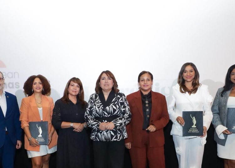 Premio Mujeres que Inspiran anuncia nominadas a Mujer Líder del Año y Liderazgo Digital