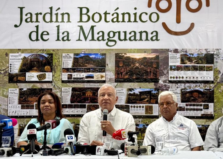 Andrés Bautista garantiza respaldo económico del Gobierno para el Jardín Botánico de La Maguana