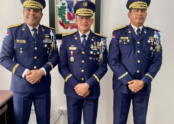 Policía Nacional realiza cambio de mando en la Regional Este