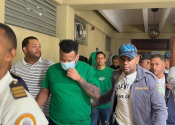 Jueza decidirá este viernes coerción contra implicados en red de extorsión de Santiago