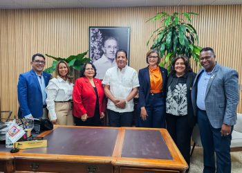 CCRD fortalece la transparencia municipal en la región Este con capacitación sobre el SICEEP