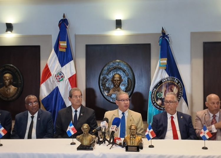 Instituto Duartiano advierte sobre posible falta de cupos para estudiantes dominicanos