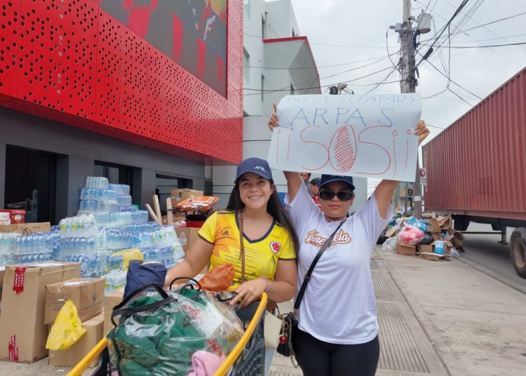 Venezolanos en RD se suman a la ayuda y confirman que sus familiares están a salvo
