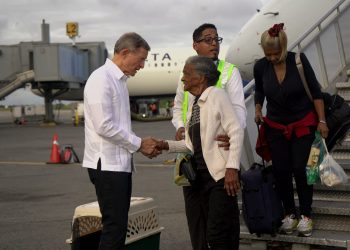 Comienzan a regresar al país dominicanos repatriados tras terremoto en Venezuela