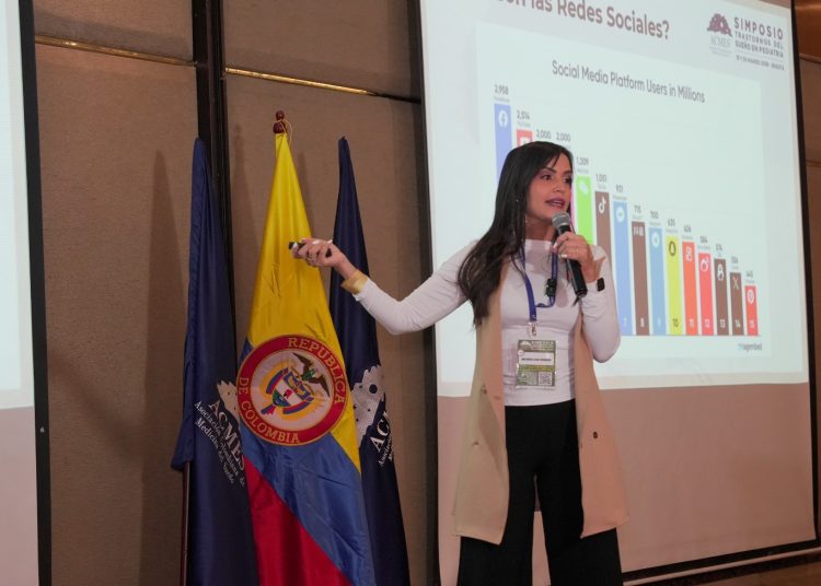 Ana María Silva, creadora digital, y la generación de médicos que aprendió a comunicar lo que sabe