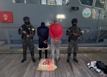 Ocupan 30 paquetes de cocaína en Peravia; disponen operativos de búsqueda en todo el litoral