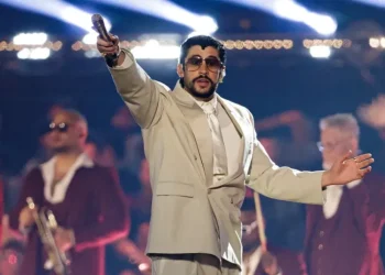 La discográfica de Bad Bunny regaló entradas de sus conciertos a la jueza del Tribunal Supremo de Estados Unidos