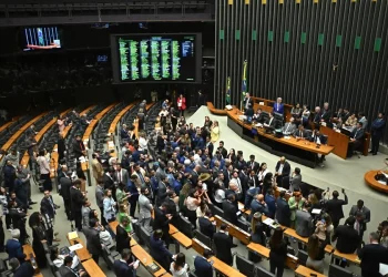 Congreso de Brasil suspende norma que garantizaba aborto legal a menores víctimas de violación
