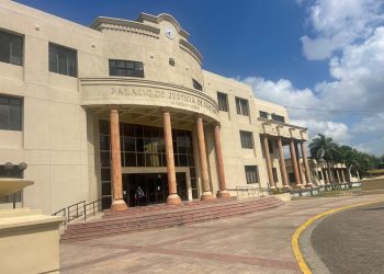 MP pide 18 meses de prisión para acusados de desfalcar fondos destinados a pacientes con cáncer en el instituto Oncológico Regional del Cibao
