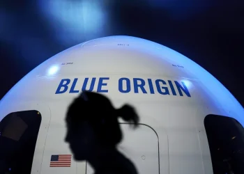 Blue Origin prevé lanzar este año su cohete New Glenn, pese a la explosión en una prueba