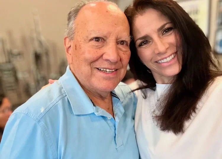 Padre de Alessandra Rosaldo fallece a los 84 años tras sufrir un infarto
