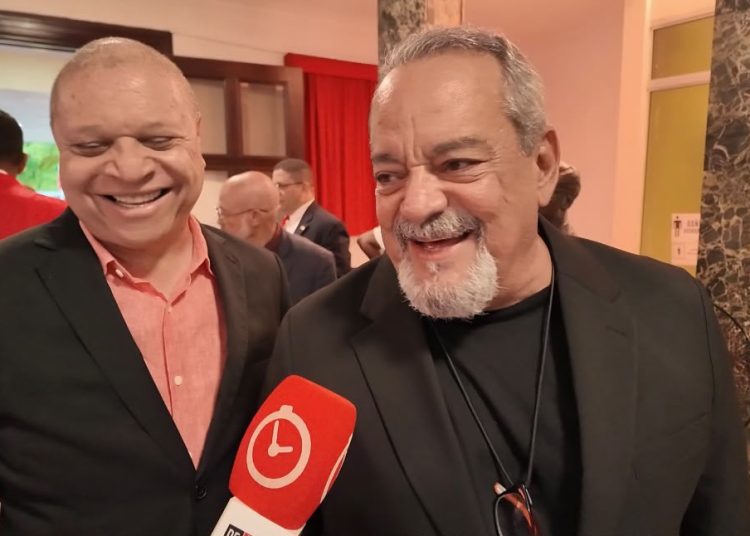 “No me hable de eso”: Alfonso Rodríguez evita referirse a posible candidatura presidencial de Santiago Matías