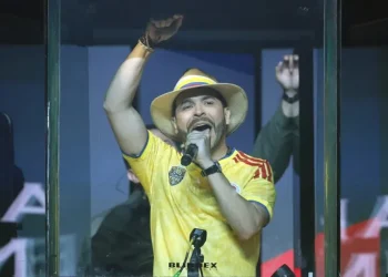 Un tribunal colombiano ordena a Abelardo De la Espriella no usar símbolos patrios en su campaña presidencial