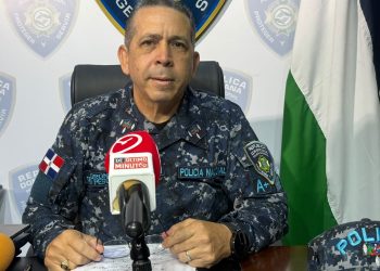 Policía interroga a novia del joven que falleció junto a su madre en apartamento de Piantini