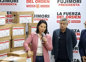 Fujimori supera los 48.000 votos de ventaja con 99.976 % de conteo de elecciones en Perú