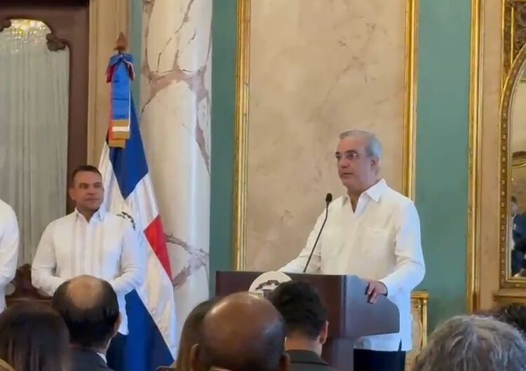 Abinader: Comité de Salud Mental transformará cárceles en espacios de rehabilitación