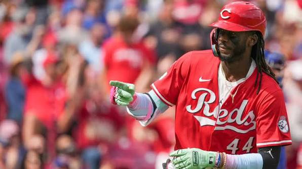 Elly de la Cruz avanza en su recuperación; Rojos esperan definir próximos pasos