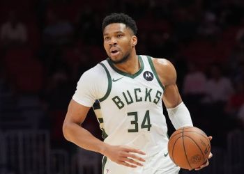 Giannis Antetokounmpo llega a Miami en un megatraspaso que sacude la NBA