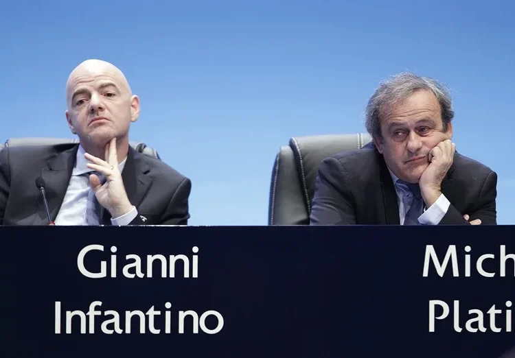 Platini demanda a Infantino, presidente de la FIFA, por tráfico de influencias y calumnias