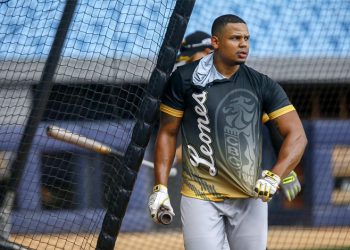 Dominicano Isaías Tejeda vivió momentos de pánico tras sismo en Venezuela durante partido de béisbol