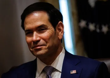 Marco Rubio ofrece al presidente de Bolivia asistencia médica y de alimentos ante los bloqueos