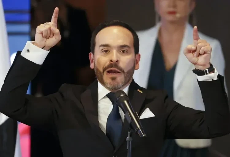 Presidente electo colombiano anuncia al conservador Miguel Gómez como ministro de Hacienda