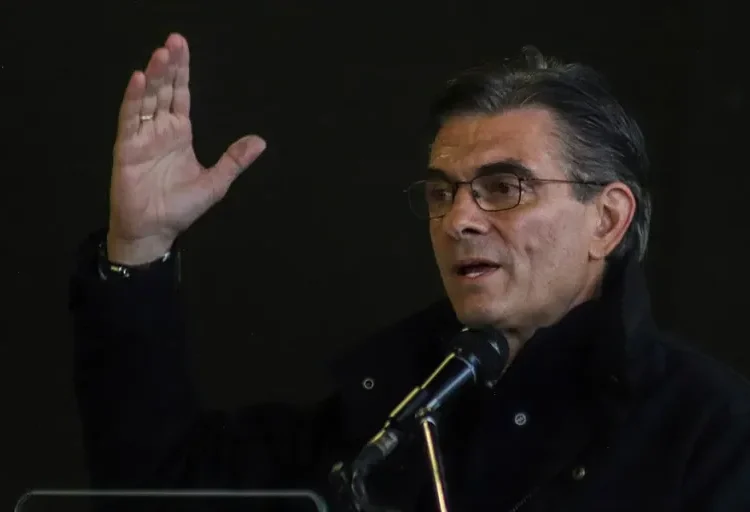 El presidente de Bolivia dice que el diálogo levanta los bloqueos en algunas zonas, pero en otras aumentan