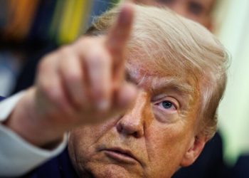 Trump anuncia represalias contra Irán por derribar un helicóptero estadounidense