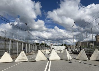 Tensa calma en la ciudad estonia de Narva, punto caliente de la geopolítica europea