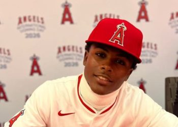 Prospecto dominicano de los Angelinos establece récord histórico con ocho bases robadas