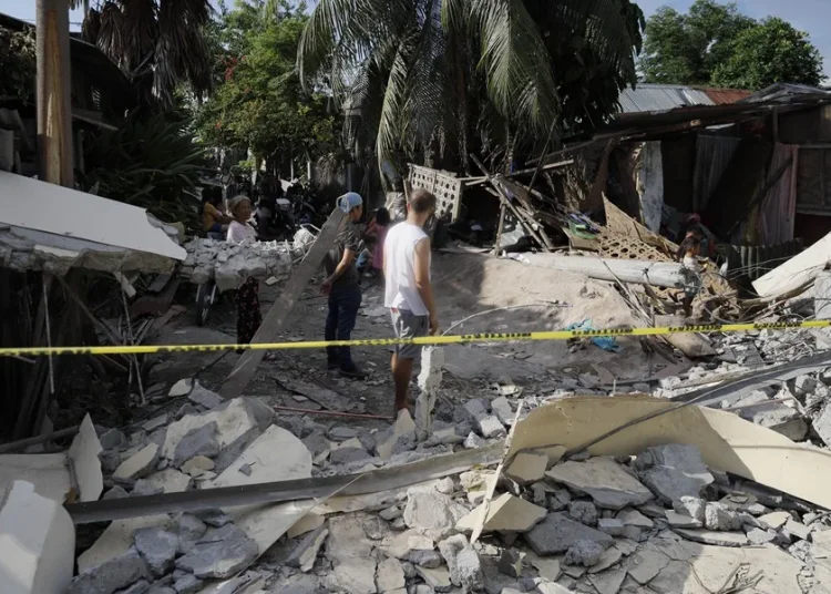 Filipinas eleva a 47 los muertos y a 31 los desaparecidos por el terremoto en Mindanao