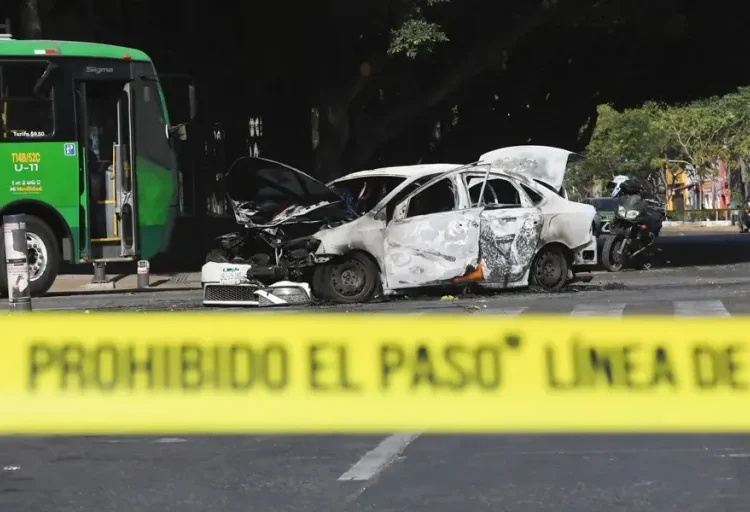 Cinco policías muertos y cinco heridos en un ataque armado en el estado mexicano de Michoacán