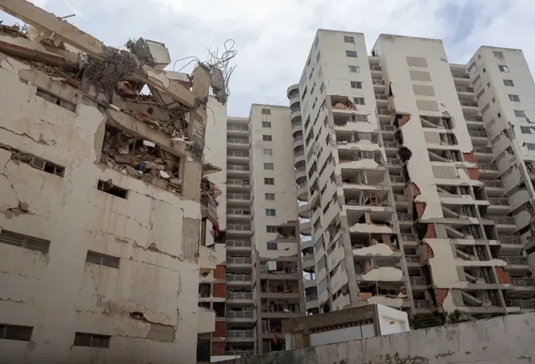 Delcy Rodríguez promete nuevas viviendas antes de que finalice el año tras el doble terremoto