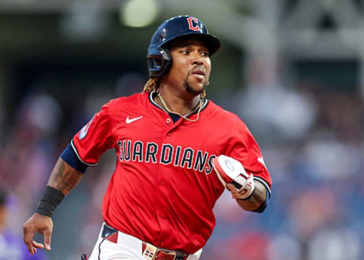 José Ramírez lidera triunfo de Cleveland con cuadrangular; Bibee logra su primera victoria