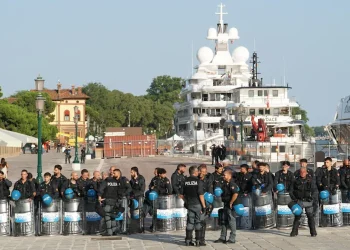 Irritación en Italia por el lujoso ‘crucero diplomático’ del embajador estadounidense