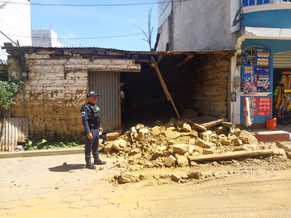 Guatemala activó el Plan Nacional de Respuesta tras el sismo de 7.4, se reportan 42 réplicas y 58 incidentes