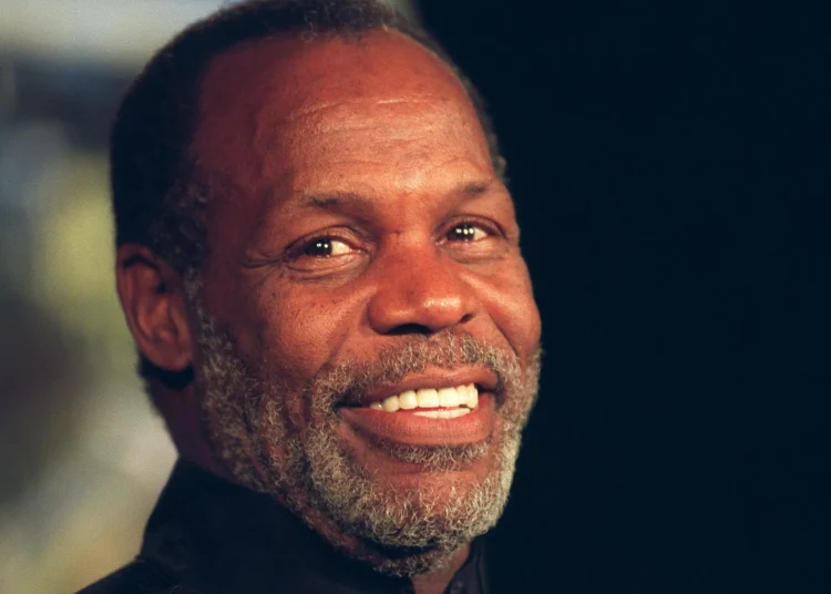 El actor Danny Glover habla sobre el alzheimer que padece: «La vida sigue»