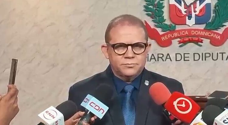 Fuerza del Pueblo acusa al Congreso de aprobar solo lo que propone el Poder Ejecutivo