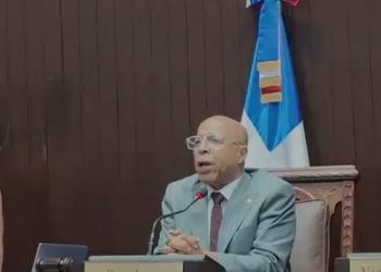 Diputados vuelven a suspender sesión para que comisión concluya informe sobre Código Penal