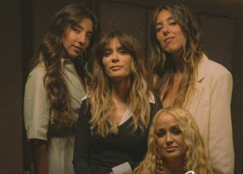 Kany García presenta una nueva versión de «A la Niña Que Fui»