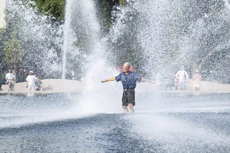 Millones de personas en EEUU permanecen bajo alertas de calor y lluvias intensas