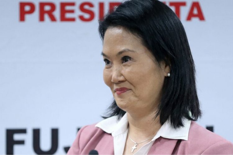 Gobierno de Perú inicia transferencia de gestión a Fujimori tras declaración de resultados